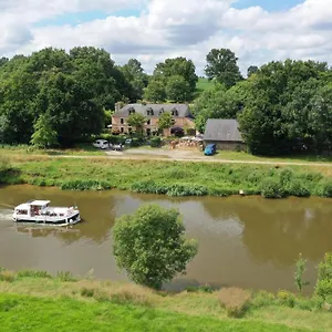 Maison Au Calme En Bord De Vilaine , La Chapelle-de-Brain France